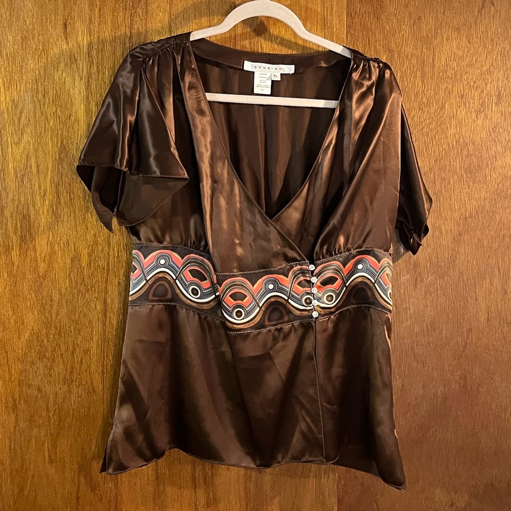 STUDIO M Brown Silk Top w Red in Pattern at Waist Sz XL